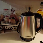 Heamantol Electric Kettle, 1.8L 700W, Hot Water Boiler, Portable And Durable. New. Price: $20.99.