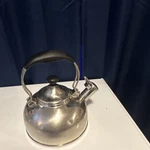 Chantal Slimplift Stainless Steel Stove Top Kettle 1.7L Silver Black Whistling Used. Price: $15.00.