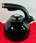 Black Circulon Tea Kettle Morning Bird 2-QUART, QQ15T (g) Used. Price: $21.99.