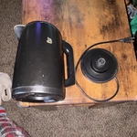Beautiful Black And Gold Cordless Electric Kettle 1.7L KES5212-UL Used. Price: $24.33.