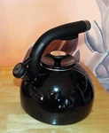 Black Circulon Teakettles Morning Bird 2-QUART, QQ15T Used. Price: $24.26.