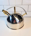 Chantal Saturn Modern Design Whistling Teakettle Stainless 1.5 Qt SL37-16 Used. Price: $49.99.