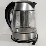 Chefman Fast Boiling 1.8L Electric Glass Kettle With Removable Tea Infuser Used. Price: $21.00.