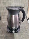 Dash Insulated Electric Kettle White DETK300GBBS04 Used. Price: $45.00.