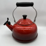 Creuset Kettle Teapot Red Ombre Enamel Steel 1.7 Quart Used. Price: $59.99.