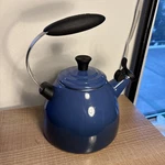 Creuset Halo Cobalt Blue Whistling Tea Pot Kettle Enameled Steel Used. Price: $20.00.