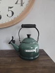 Creuset Demi Green Whistling Tea Kettle 1.25 Qt Enamel Steel Ergonomic Handle Used. Price: $35.00.