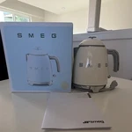 Smeg Cordless Electric Kettle 0.8L 1400W White Stainless Auto Shut-off Open. Price: $120.00.