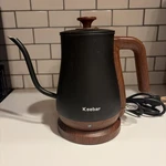 Keebar Gooseneck Electric Kettle - Stainless Steel Auto Shut OFF/0.8 Black Used. Price: $35.00.