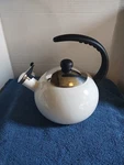 Farberware Luna Whistling Tea Water Kettle 2.5 Quart White Porcelain Hot Used. Price: $18.50.