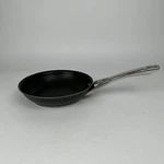 Circulon Non-stick Hard Anodized Frying Pan Skillet Q18T Used. Price: $19.95.