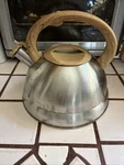 Tahari Italian Style Induction Kettle 3.2QT Stainless Steel Used. Price: $25.00.