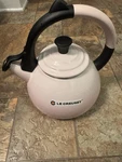 Creuset 1.6 1.7 Q Peruh Whistling Tea Kettle Chiffon Pink New/flaws Open. Price: $59.95.