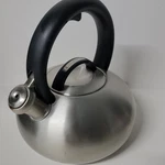 Cuisinart CTK-SS4 Aura Stainless Steel Tea Kettle Silver 2QT Whistles V#36654 Used. Price: $15.99.