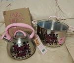 Paris Hilton Whistling Tea Kettle, Stainless Steel Thats Hot And Crock Pot Set New. Price: $79.99.