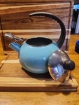 Farberware Luna 2.5 Qt Tea Kettle Aqua Turquoise Whistling Stovetop Boil Water Used. Price: $10.35.