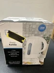Mainstays 1.7 Liter Plastic Kettle Cordless One Touch White New *box Damage Open. Price: $15.99.