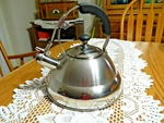 Tramontina Stainless Steel 2 Qt. Tea Kettle W/insulated Handle Vguc Used. Price: $28.99.