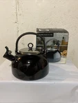 Kamenstein Whistling Tea Kettle Bouilloire Sifflet 2.5 Qt New. Price: $35.50.