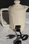 Valiant 772C Hot Pot Ceramic Electric Coffee Maker 300W 120V Beige Matte Used. Price: $30.00.