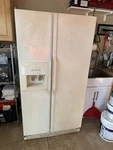 Kitchenaid Side-by-side Refrigerator KSR25FGBT04 Beige Ice Maker Water Dispenser Used. Price: $39.00.