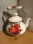 The Pioneer Woman Teapot Cheerful Rose Enamel Steel 1.9 Quarts Kettle New. Price: $45.00.
