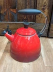 Creuset 1.6 Qt Whistling Halo Red Cerise Ombr Enamel Tea Kettle Pot Used. Price: $27.95.
