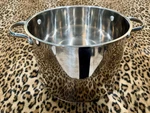 Wolfgang Puck Cafe Collection Stock Pot 9 Qt Stainless Steel No Lid 18-10 Used. Price: $19.99.