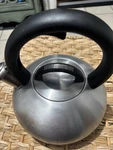 Cuisinart CTK-SS4 Stainless Steel Whistling Tea Kettle Silver 2 Qt Used. Price: $17.99.