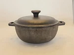 Mini Dutch Oven Old Mountain Pre-seasoned Cast Iron 2 Cup Used. Price: $23.01.