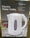 Capresso Electric Water Kettle White 57OZ Fast Boil Nwb Double Safety New. Price: $39.00.