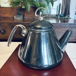 Chantal Classic Loop Modern Enamel Tea Kettle Black Onyx 1.7 Liter Retro 1980S Used. Price: $39.88.