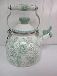 Pioneer Woman Agatha Enamel Steel 1.8 Qt Whistling Tea Kettle Floral Green New. Price: $59.99.