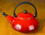 Nwob Creuset Zen Enameled Steel Tea Kettle Cerise/cherry 1.6 Qt 1.5 Red Open. Price: $79.99.