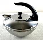 Revere Ware 1801 Stainless Steel Teapot Kettle W/cat Tail Handle Mcm Bakelite Used. Price: $26.00.