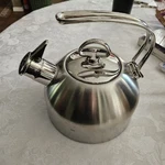 Harmonica Whistle Tea Pot Chantal Stainless Steel Classic Kettle 1.8 Qt Used. Price: $48.00.